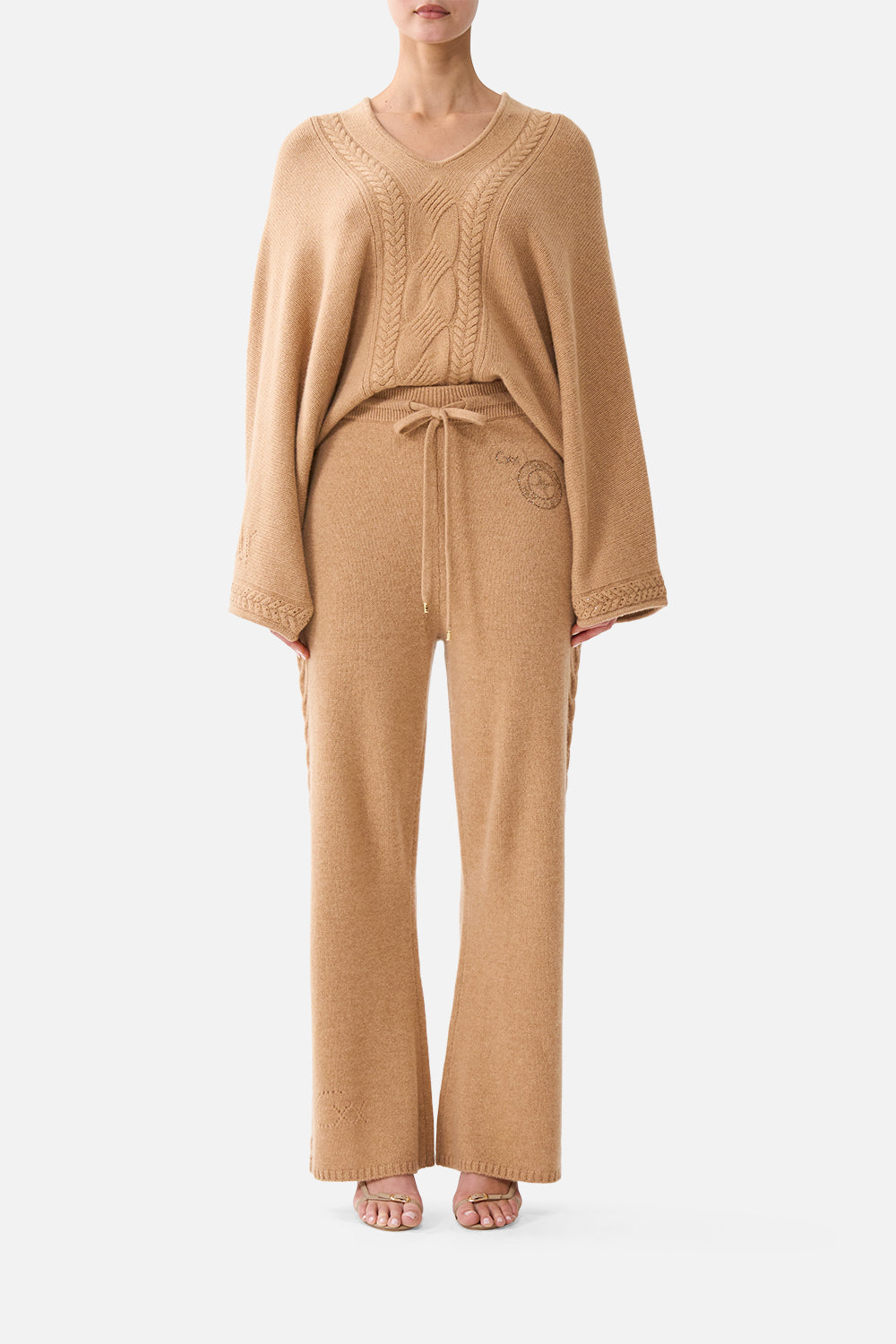 The CAMILLA CASHMERE KNIT RELAXED V-NECK SWEATER LEOPARD LIBERTINELEOPARD LIBERTINE