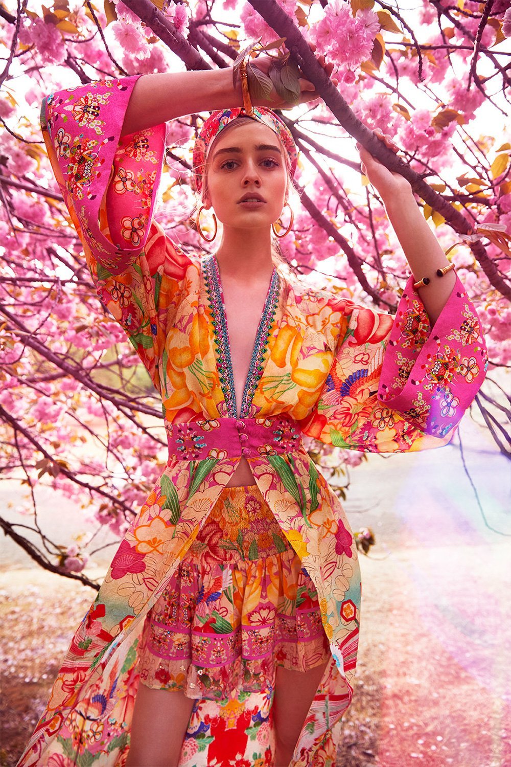 SHORT SHIRRED SKIRT KIMONO KISSES