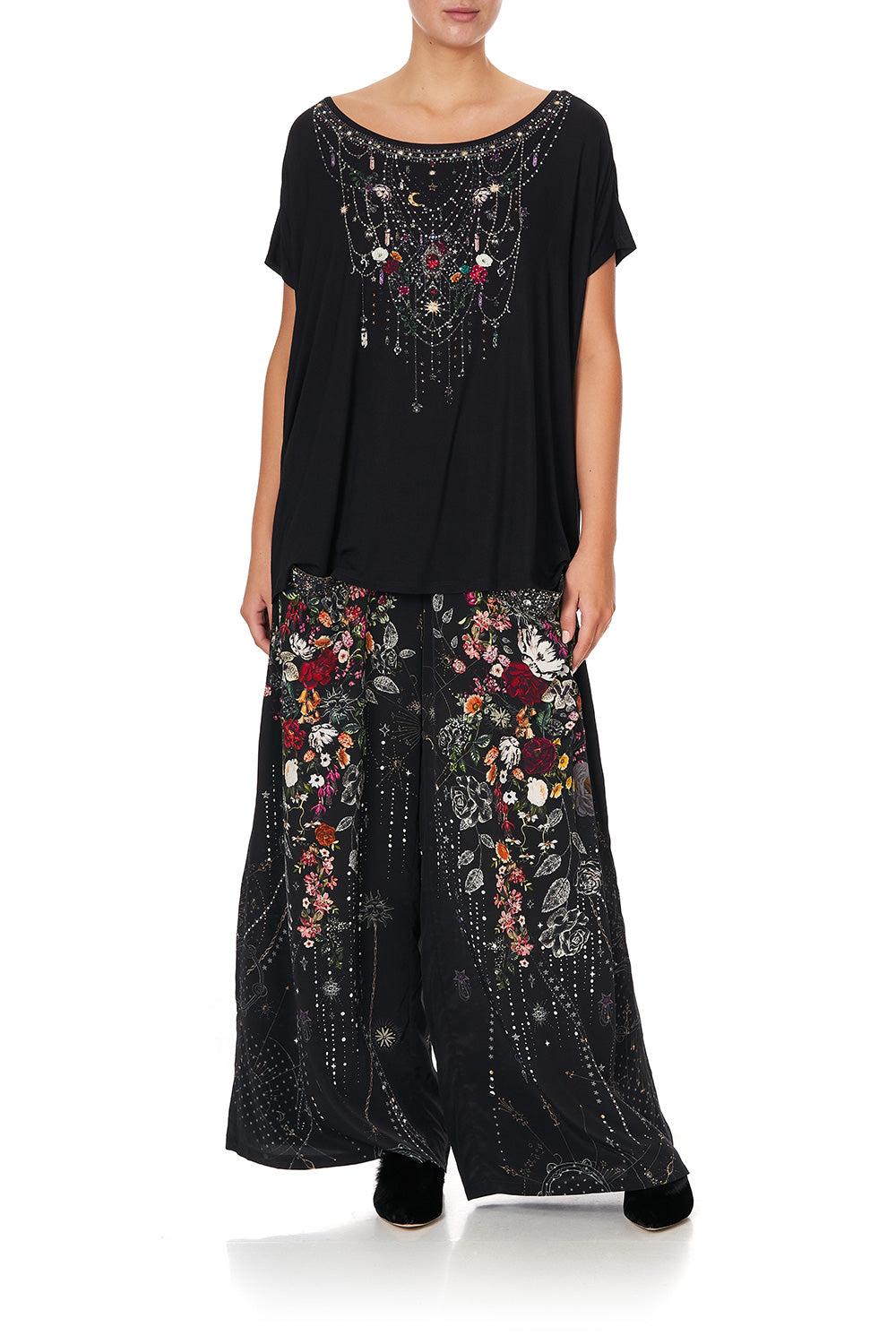 LOOSE FIT TEE TO THE GYPSY