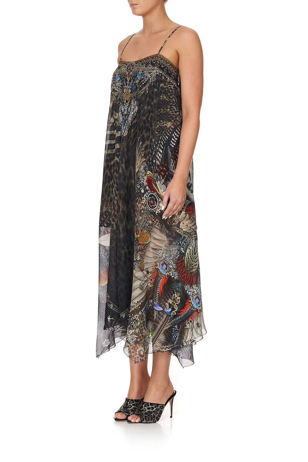 SHORT LAYERED DRESS TREASURE CHASER