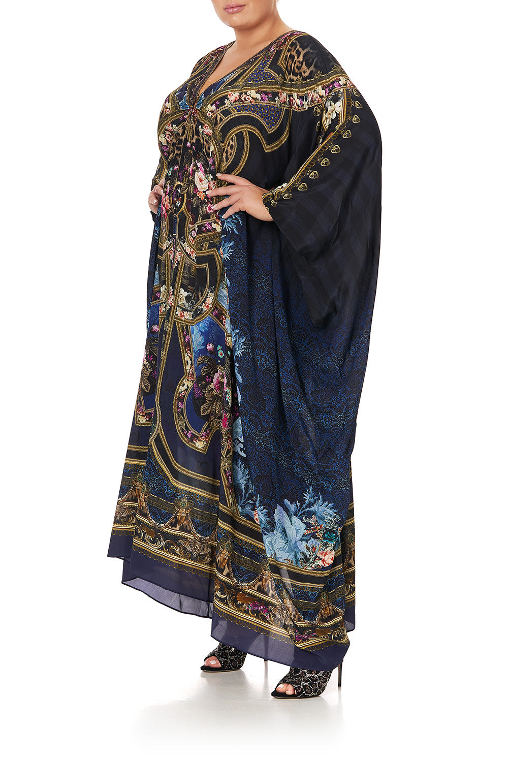 SPLIT SLEEVE KAFTAN WITH HARDWARE FIELDS OF TREASURE