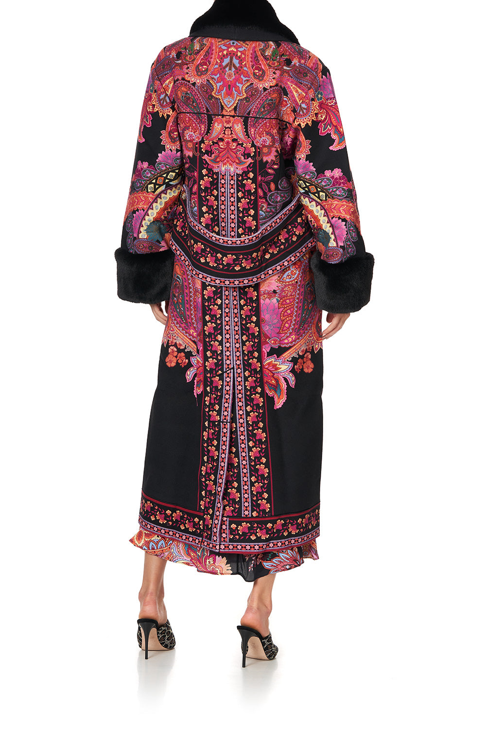 COAT WITH FAUX FUR TRIM AND BELT SWINGING SIXTIES