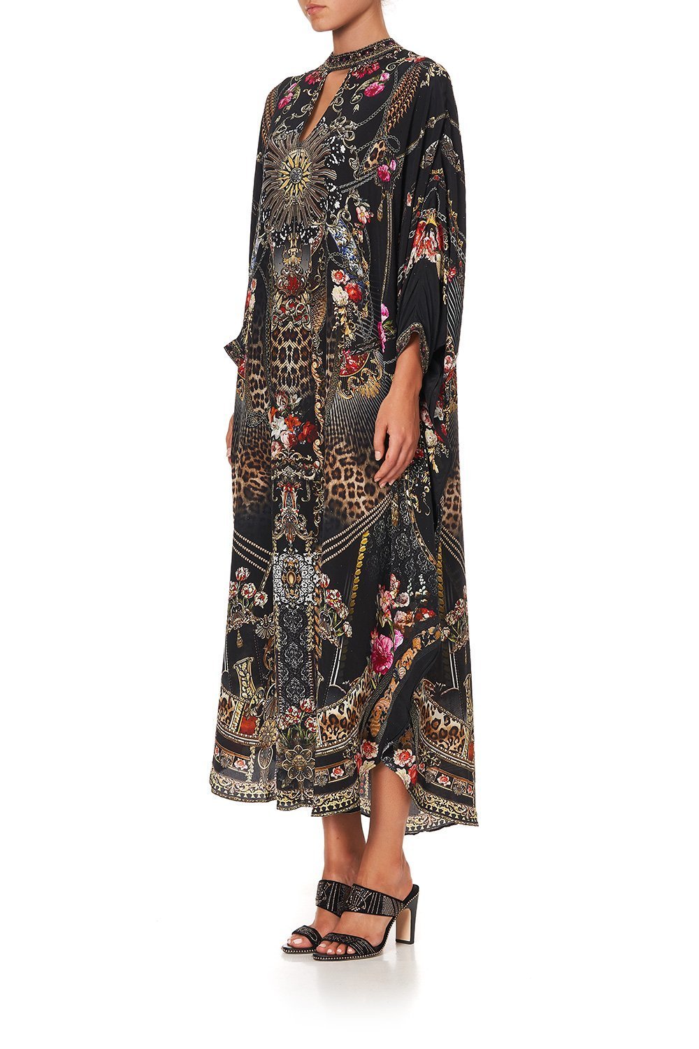 KAFTAN WITH HIGH COLLAR STAND GOTHIC GODDESS