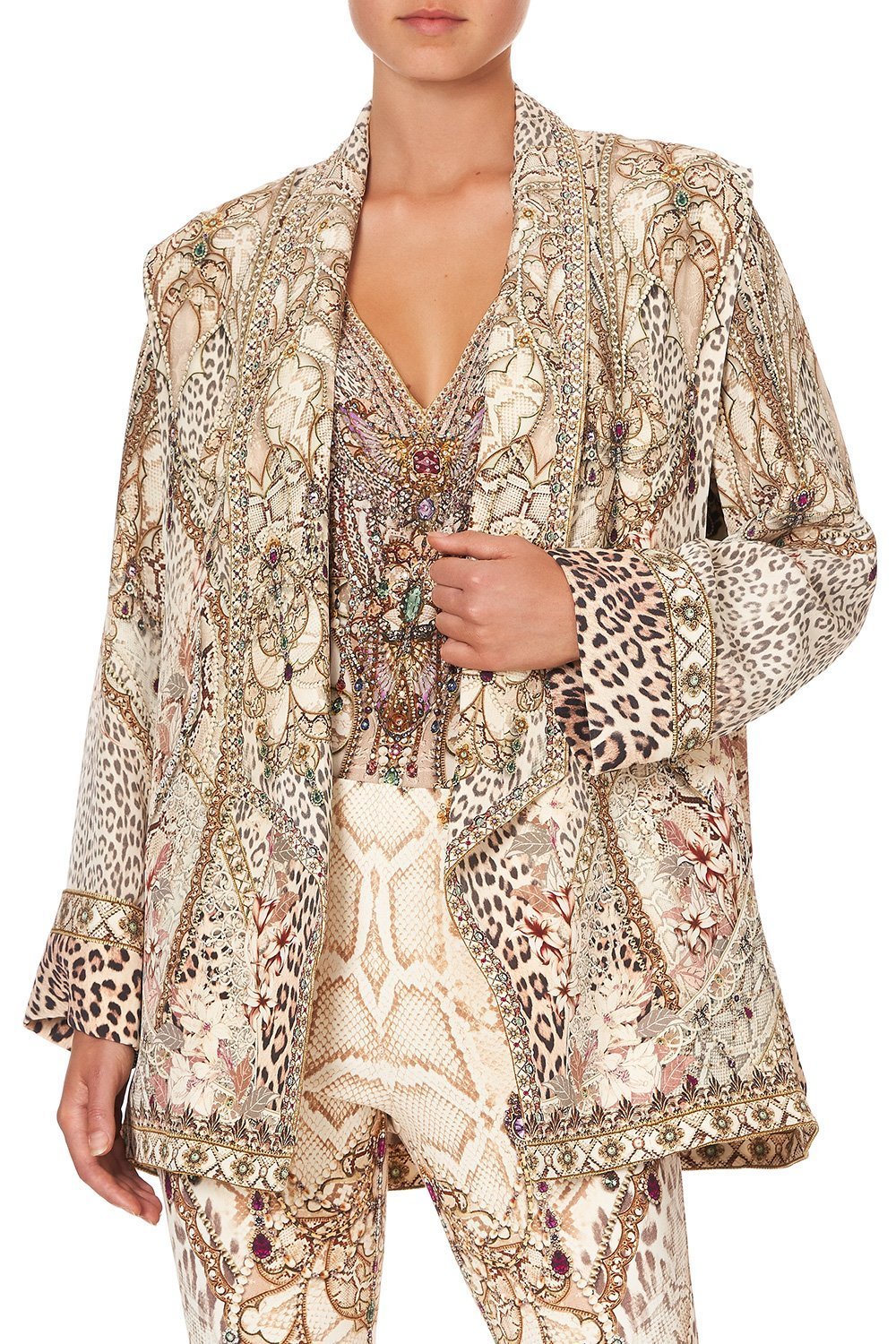 RELAXED BLAZER WITH WIDE CUFF ALL IS NOUVEAU