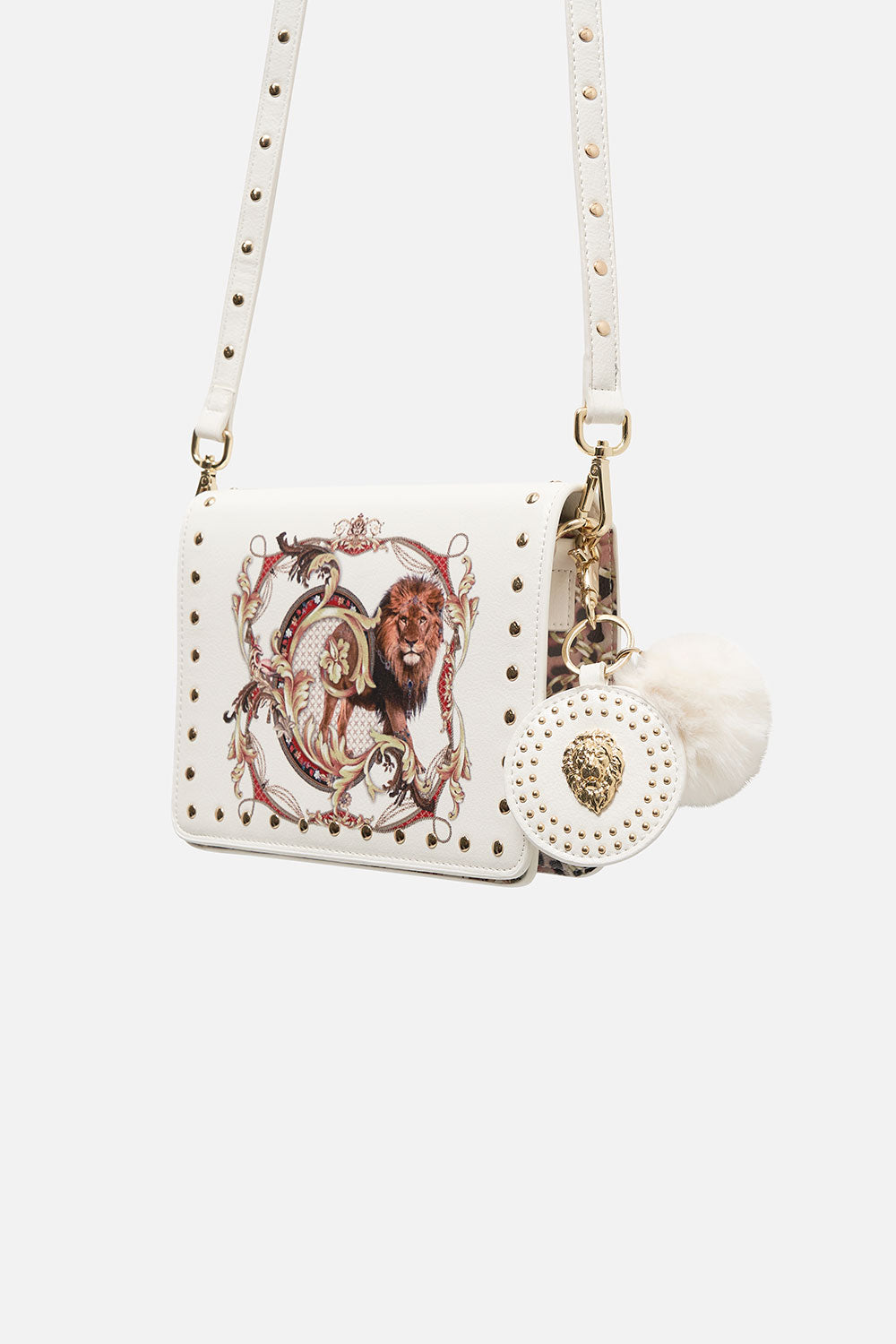 CROSS BODY BOX BAG AND THE QUEEN WORE RED