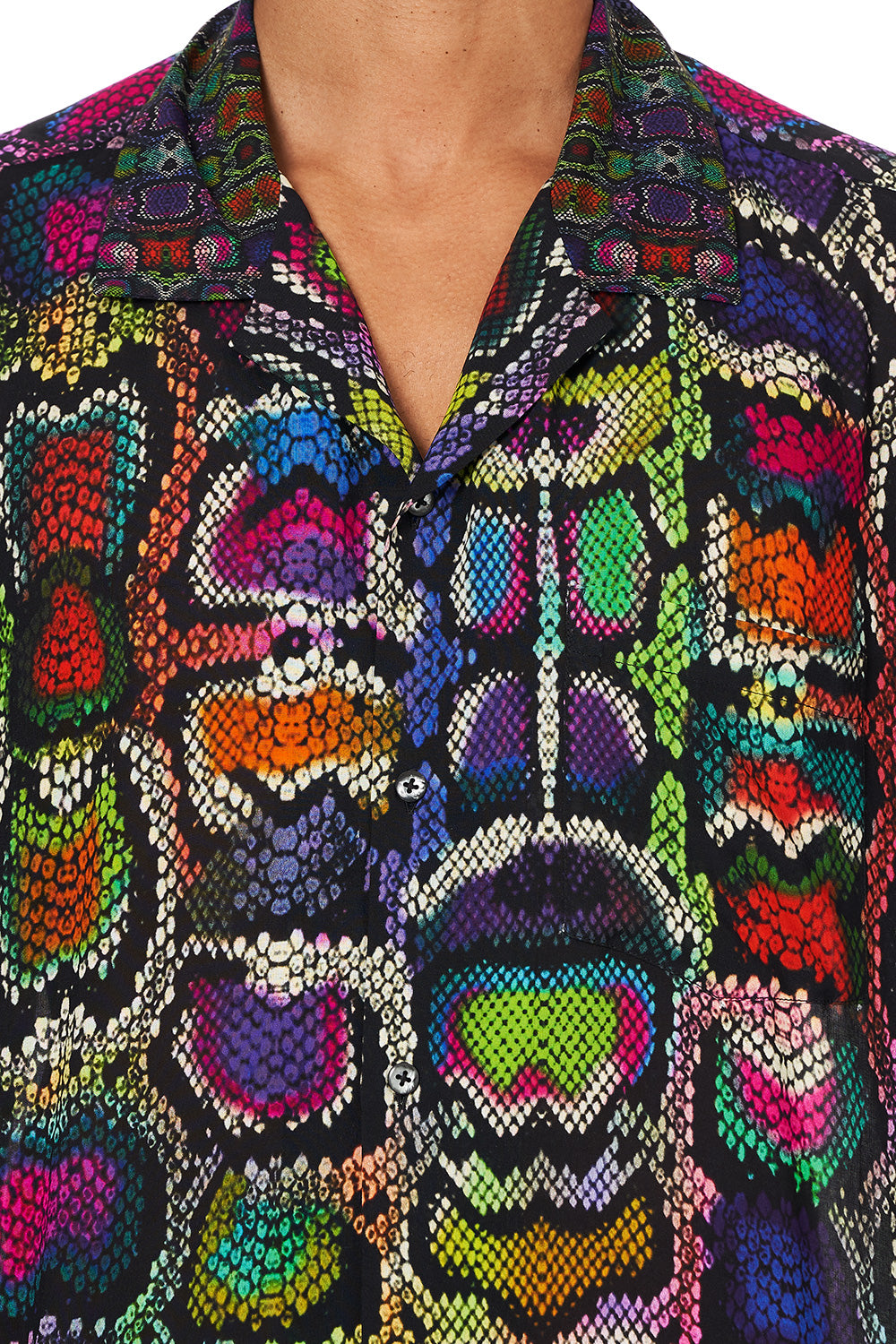 SHORT SLEEVE CAMP COLLARED SHIRT COMING DOWN FROM COSMOS