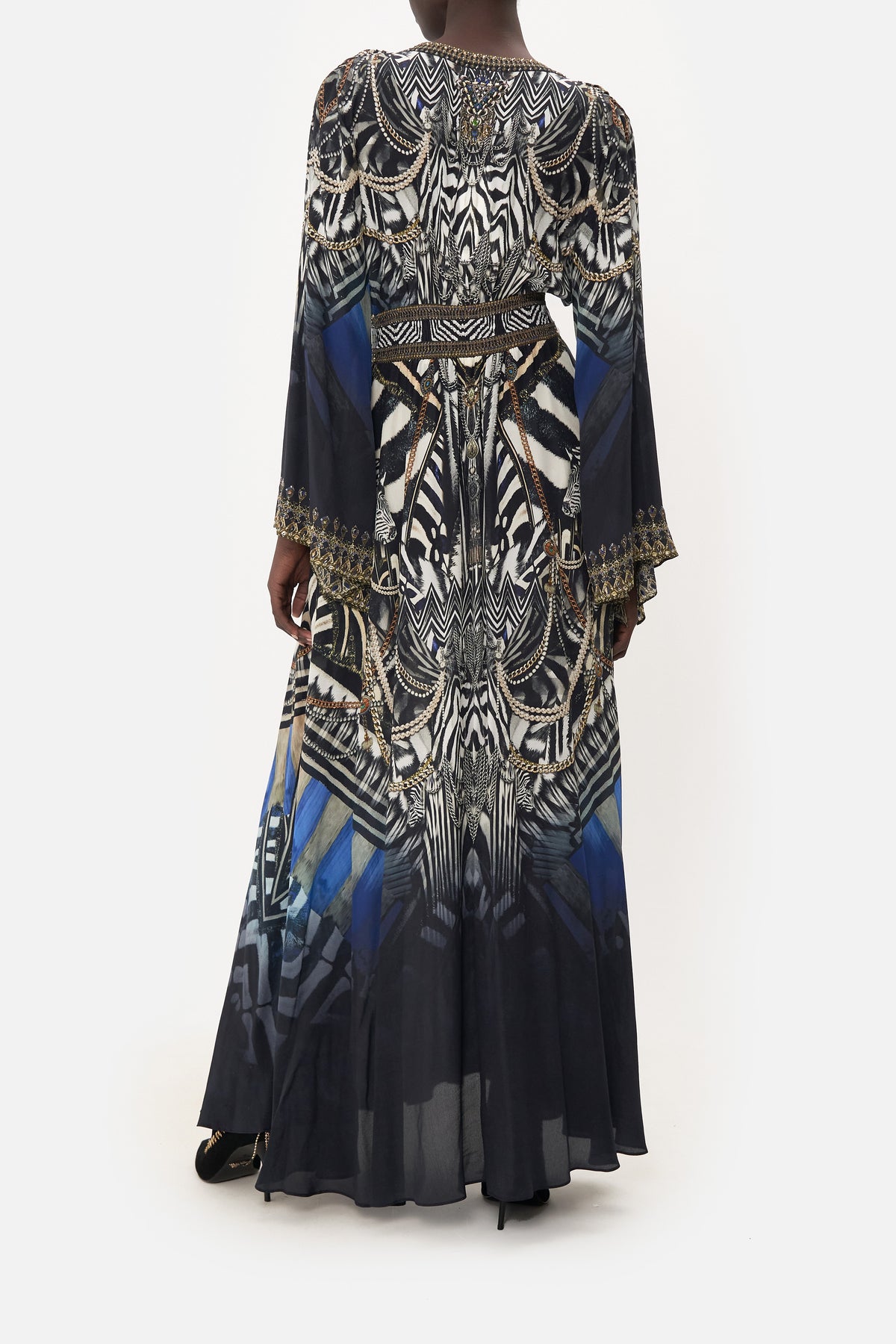 KIMONO SLEEVE DRESS WITH SHIRRING DETAIL KNIGHT OF THE WILD