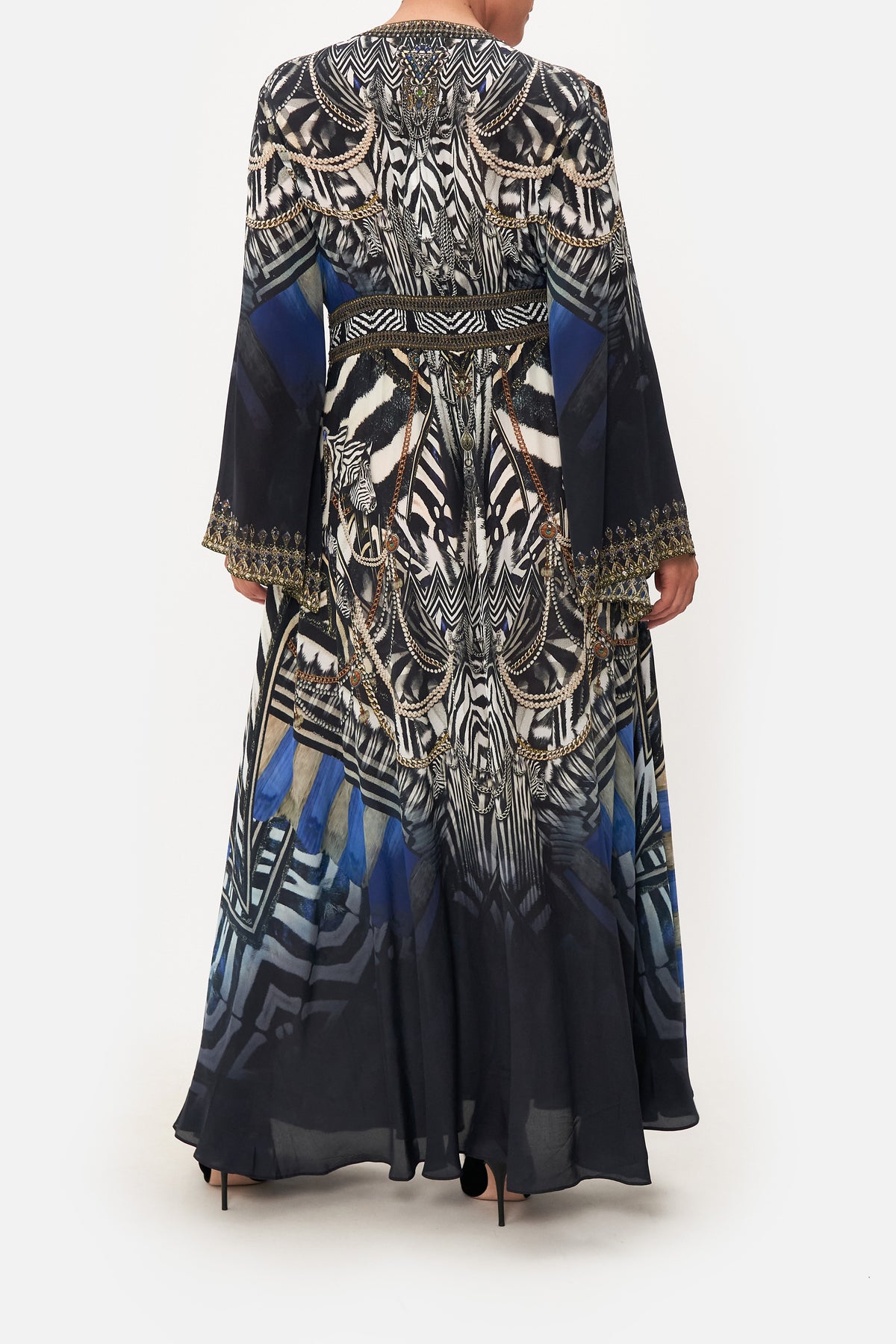 KIMONO SLEEVE DRESS WITH SHIRRING DETAIL KNIGHT OF THE WILD