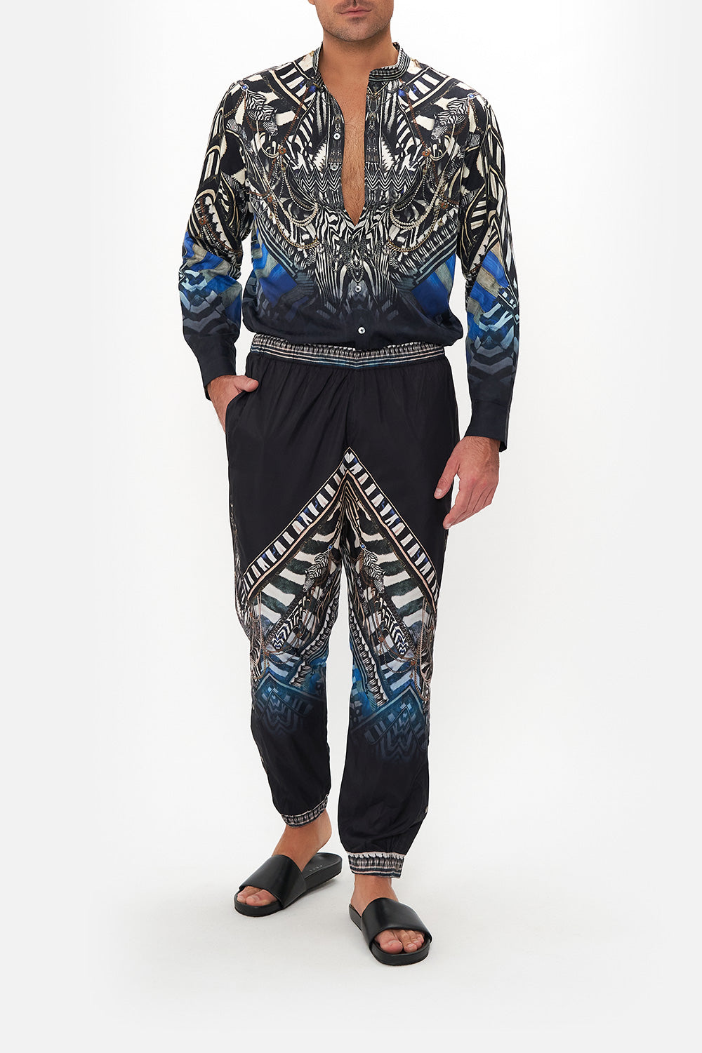 SIDE SNAP ADJUSTABLE  TRACKPANT KNIGHT OF THE WILD