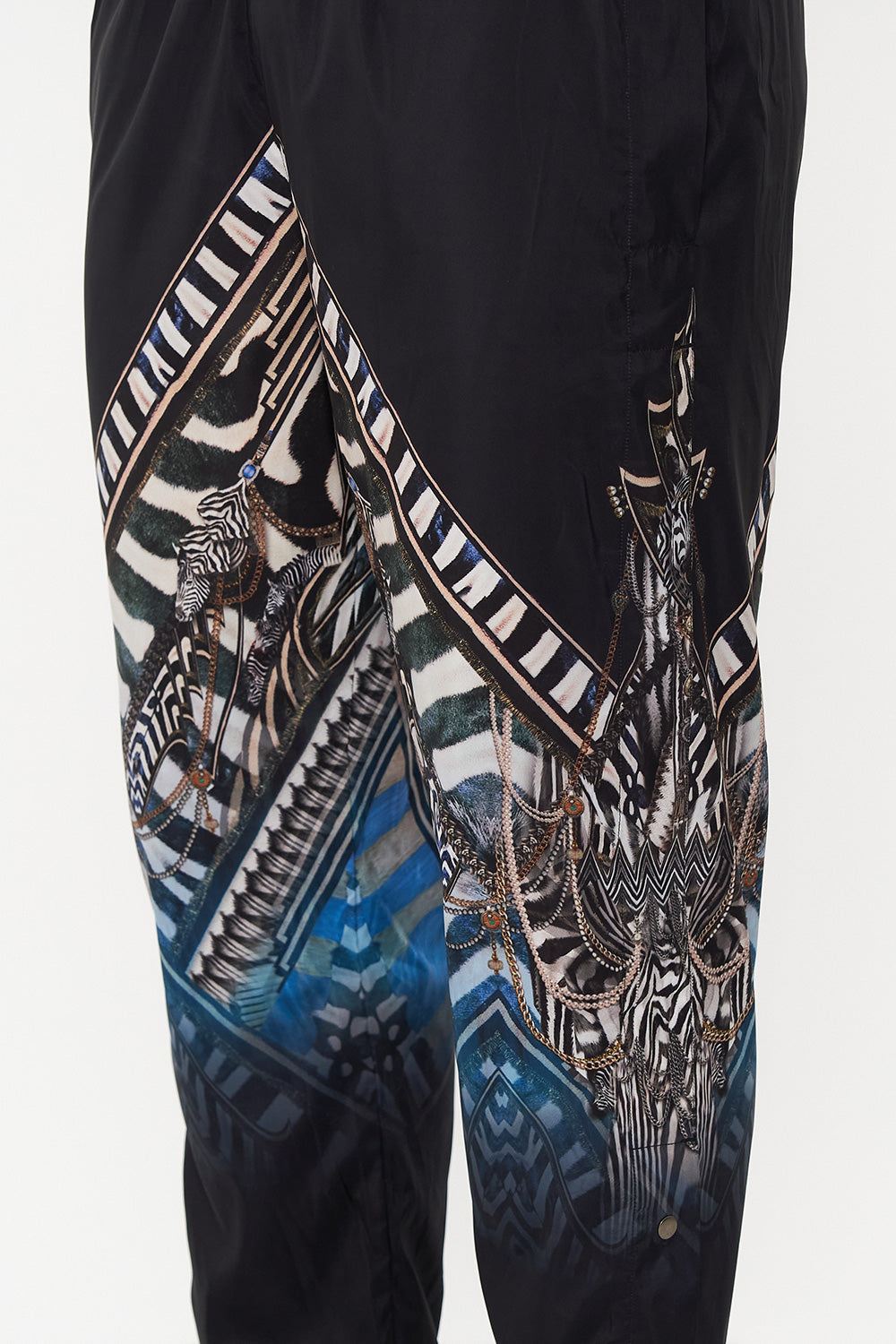 SIDE SNAP ADJUSTABLE  TRACKPANT KNIGHT OF THE WILD