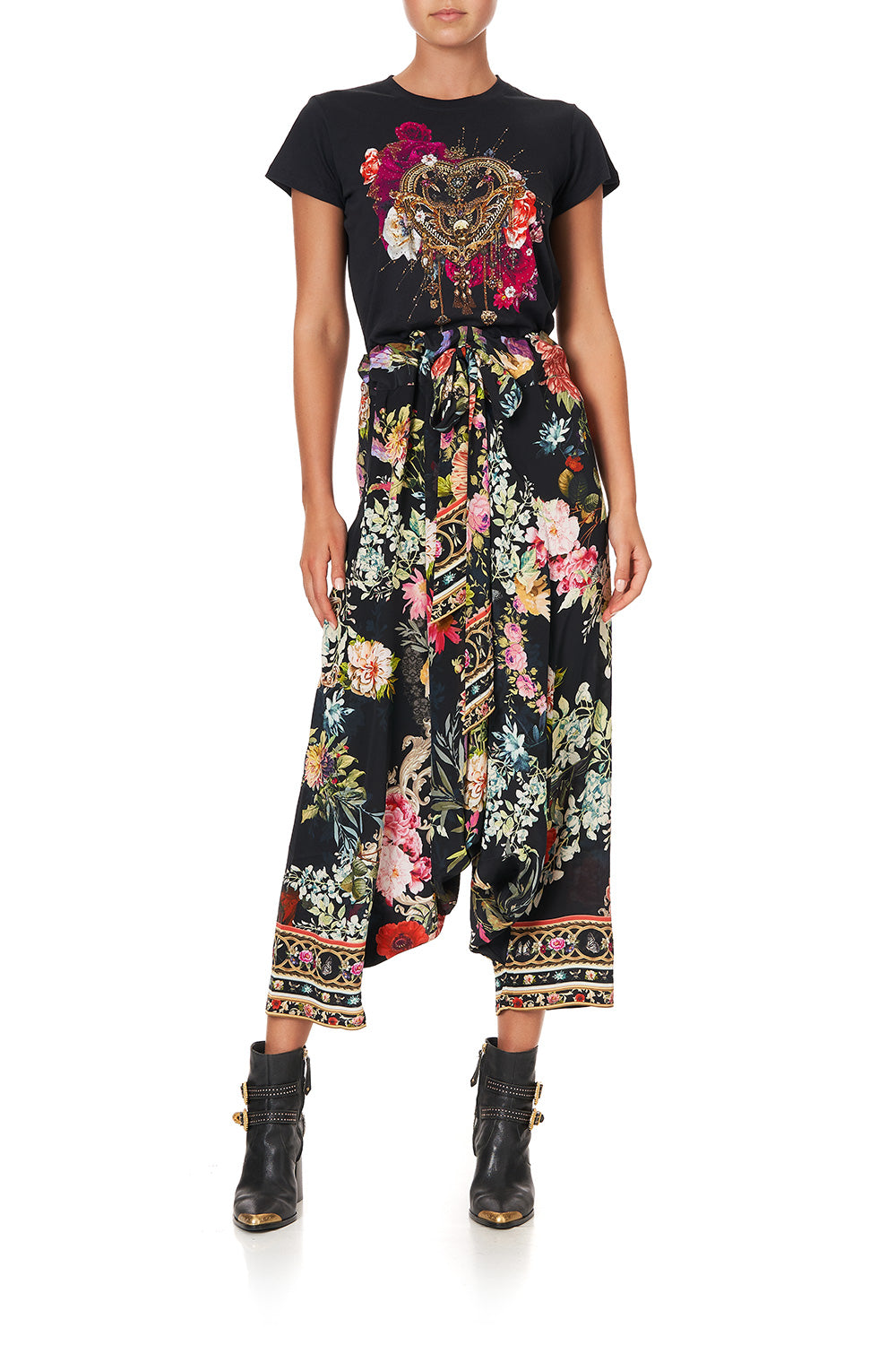 SLIM FIT ROUND NECK T-SHIRT HAMPTON HIVE