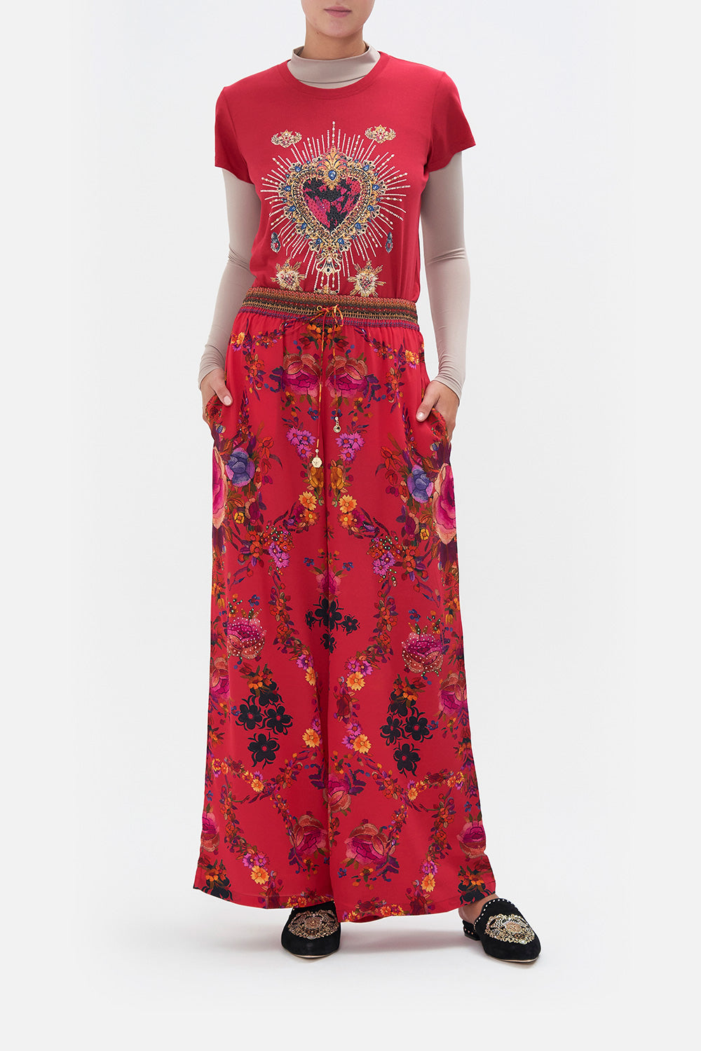 SLIM FIT ROUND NECK T-SHIRT VIEW FROM THE VEIL