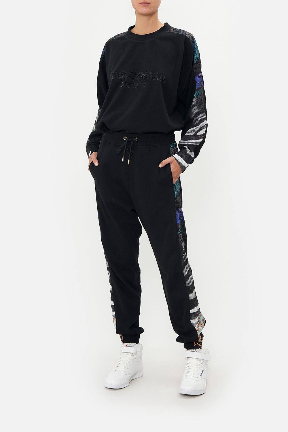 SWEAT PANTS WITH CONTRAST STRIPE SHES GOT GRACE