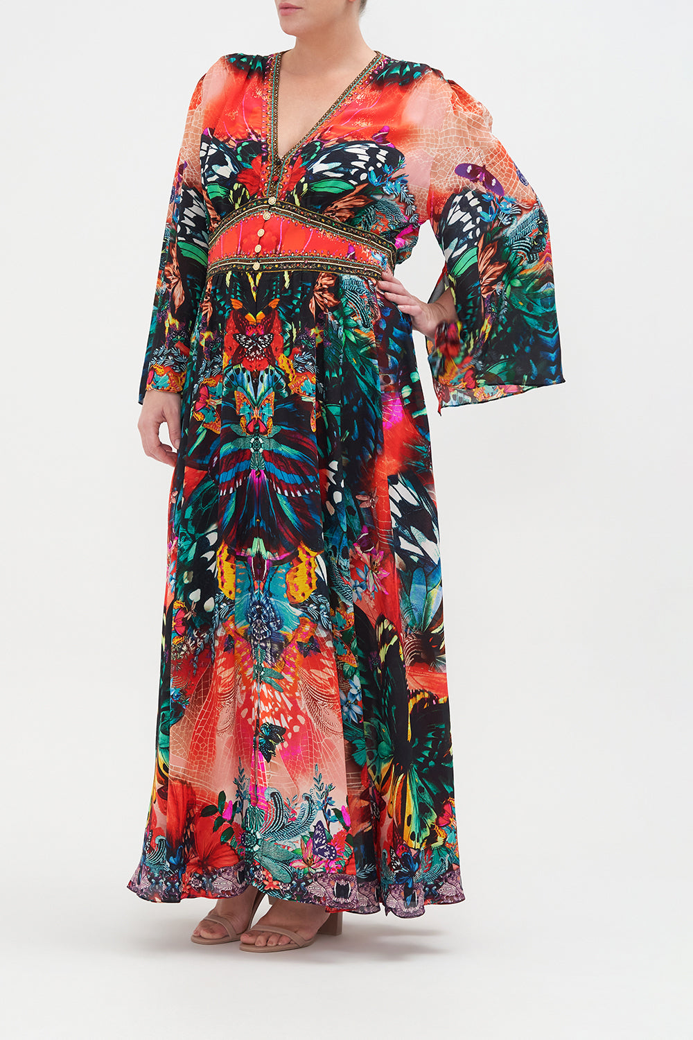 KIMONO SLEEVE DRESS WITH SHIRRING DETAIL IN A FLUTTER