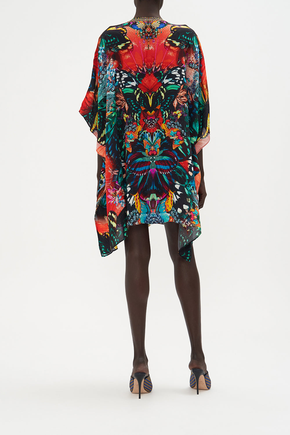 SHORT LACE UP KAFTAN IN A FLUTTER