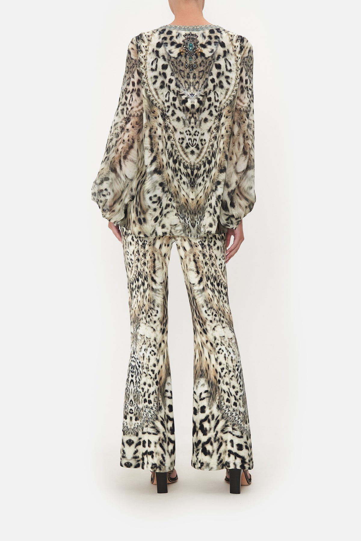 PANEL SLEEVE BLOUSE SNOW WHISPERS