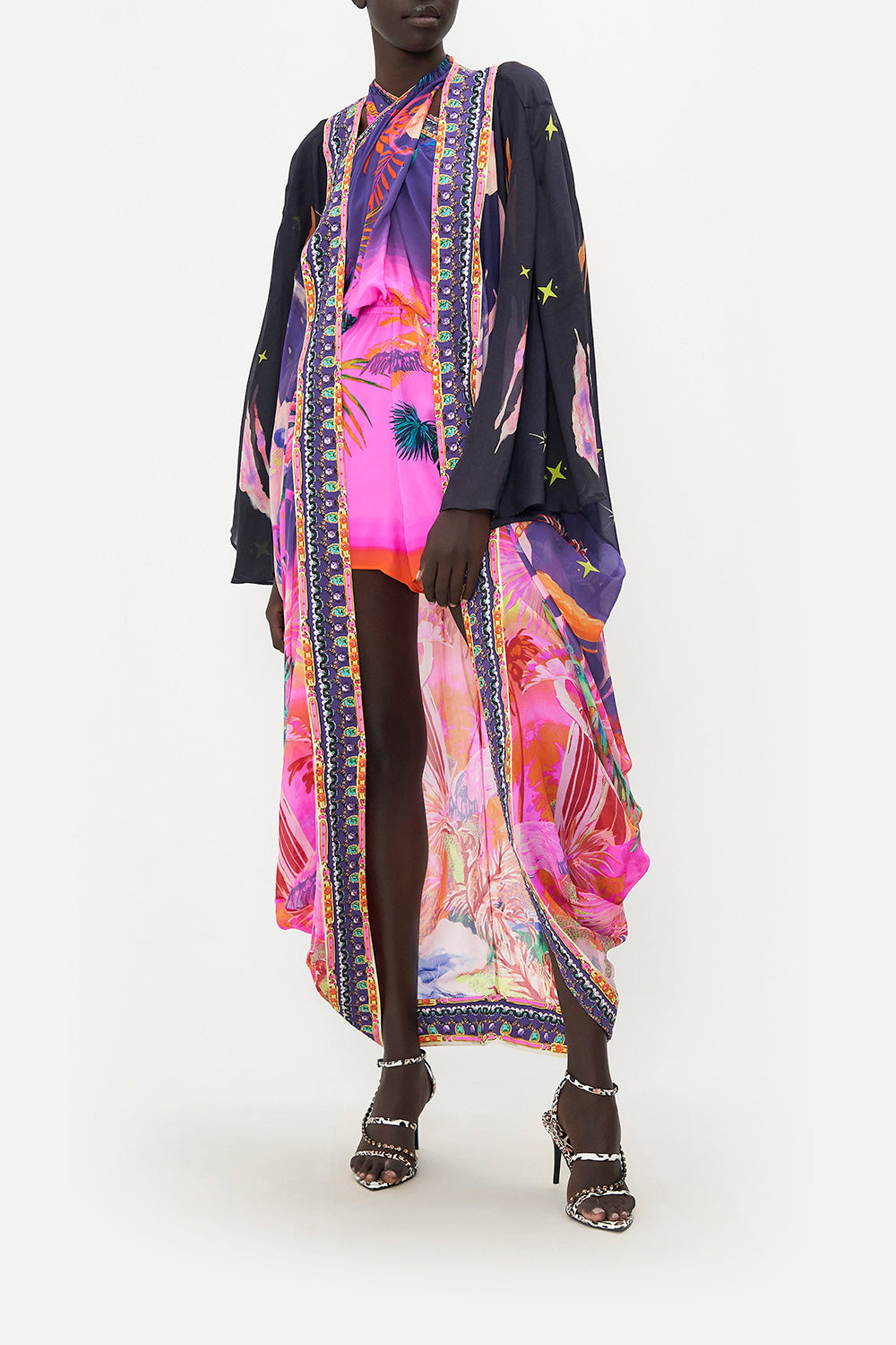 LONG SLEEVE LONG CAPE FLIGHT OF THE FLAMINGO