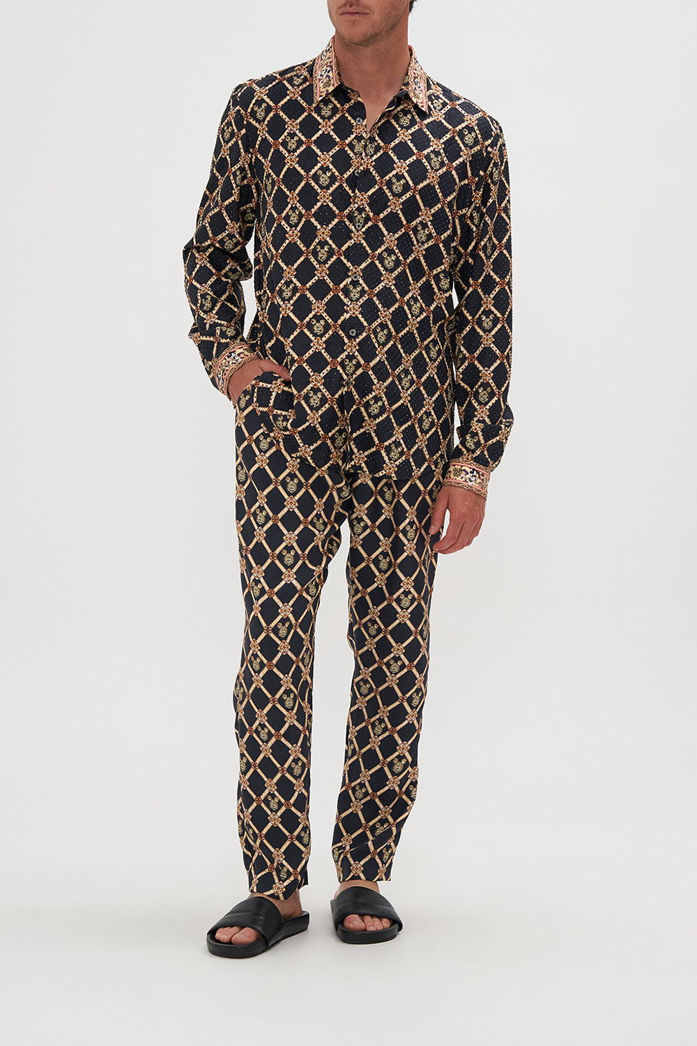 Collared Long Sleeve Shirt Maximum Mickey print by CAMILLA