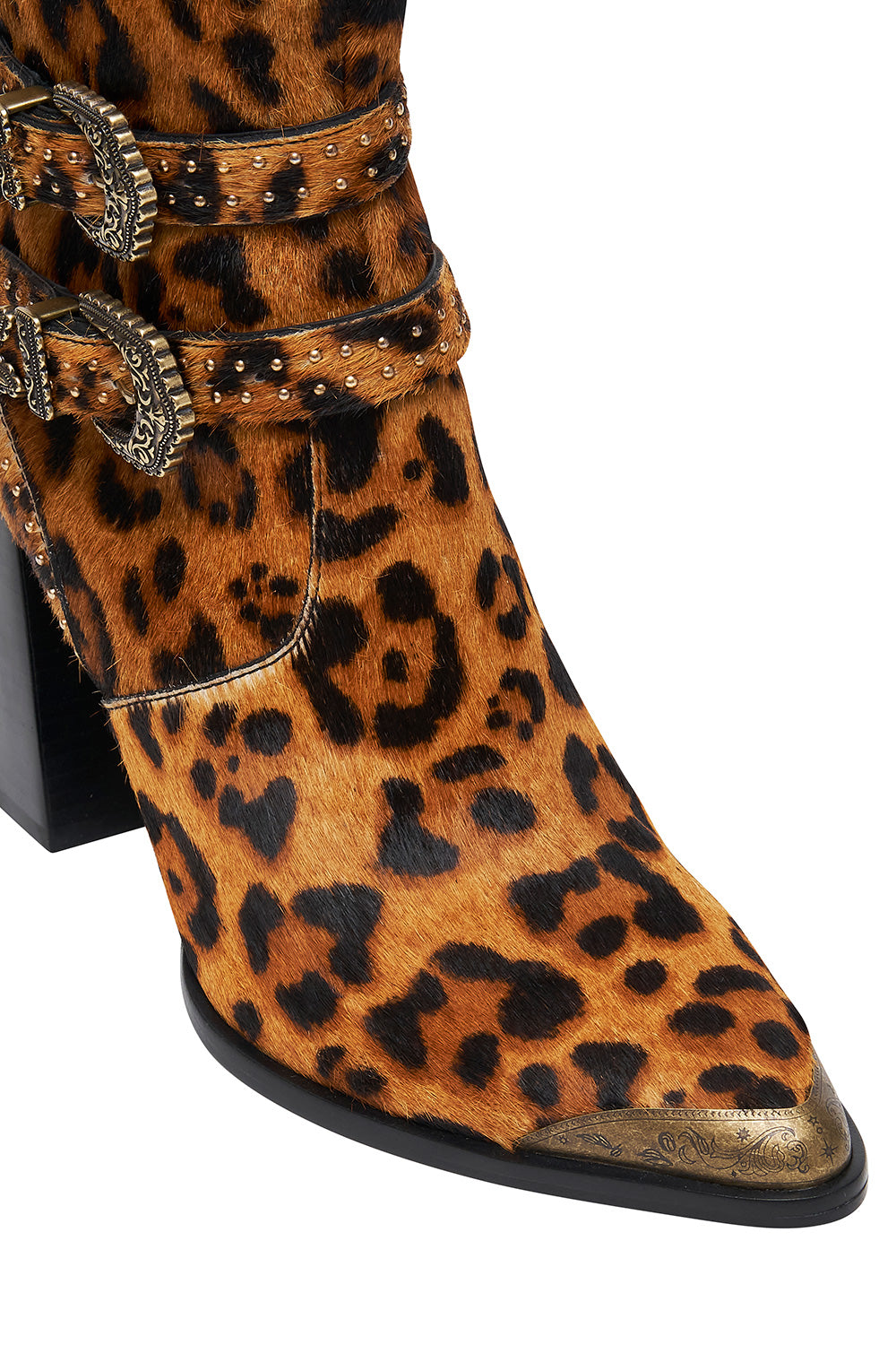 HEEL BUCKLE BOOT FIRE AT NIGHT