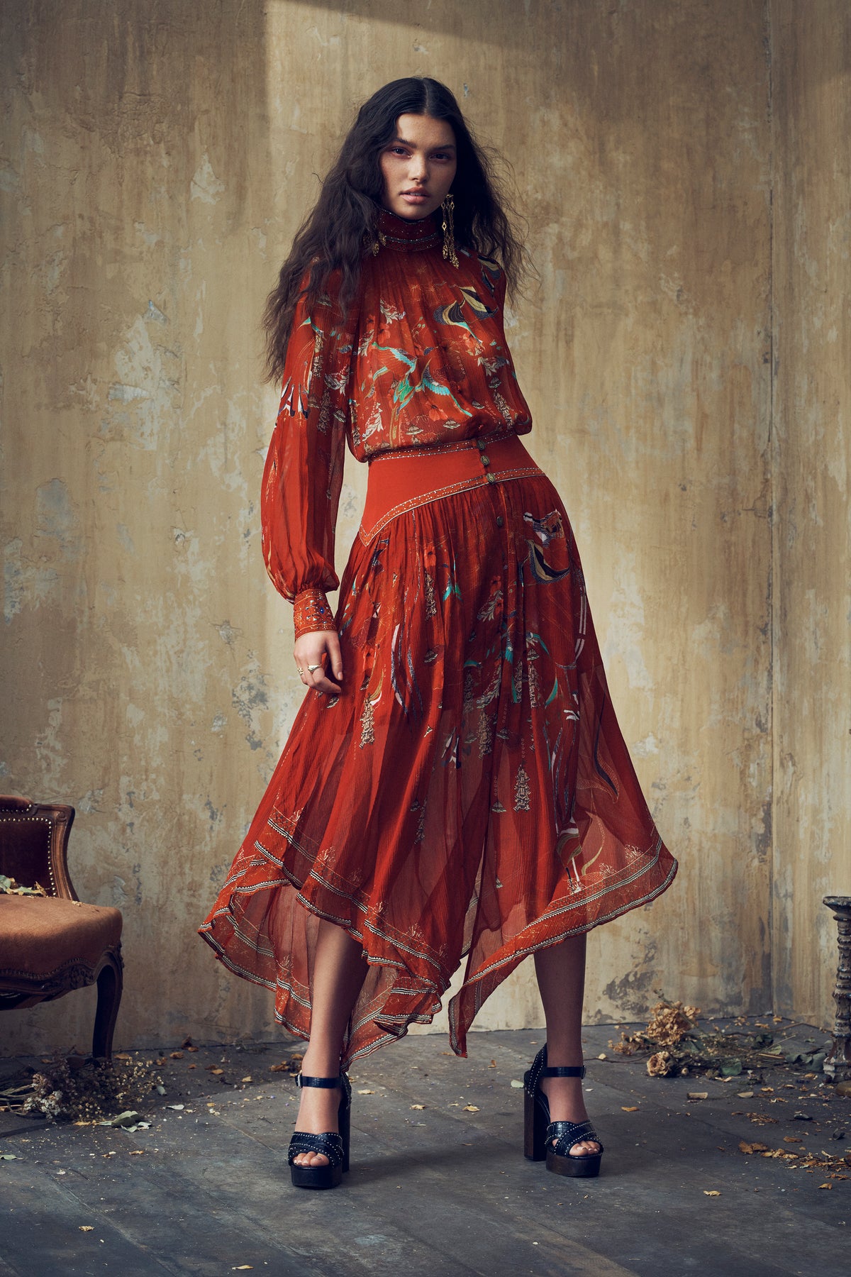 SHAPED WAIST SKIRT FORBIDDEN FRUIT