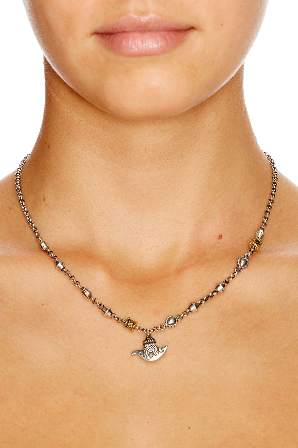 RING OF ROSES SHORT BEADED NECKLACE