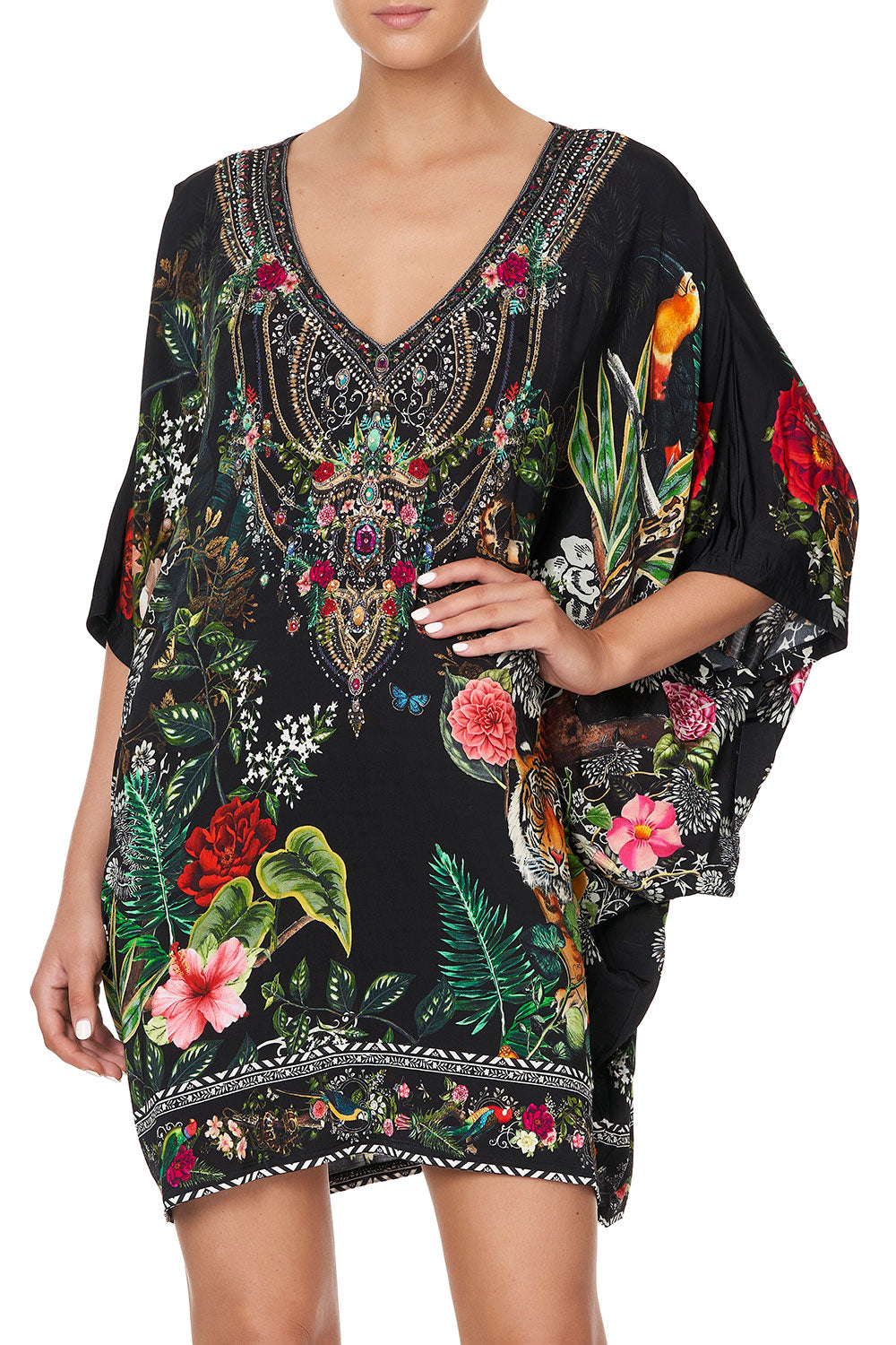 BAT SLEEVE DRESS RAISED WITH WOLVES