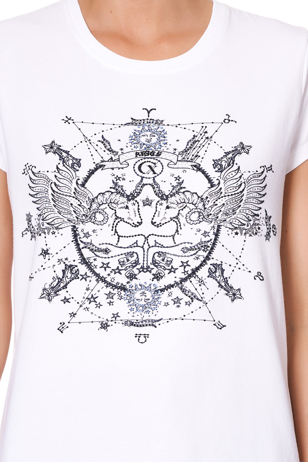 CURVED HEM FITTED TEE ARIES