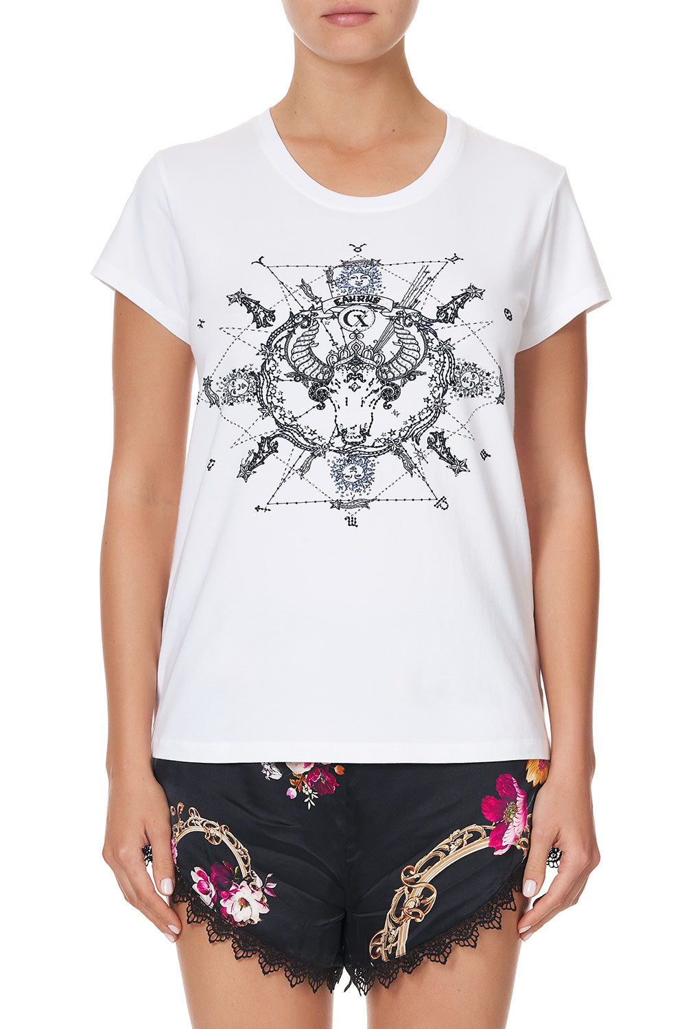 CURVED HEM FITTED TEE TAURUS