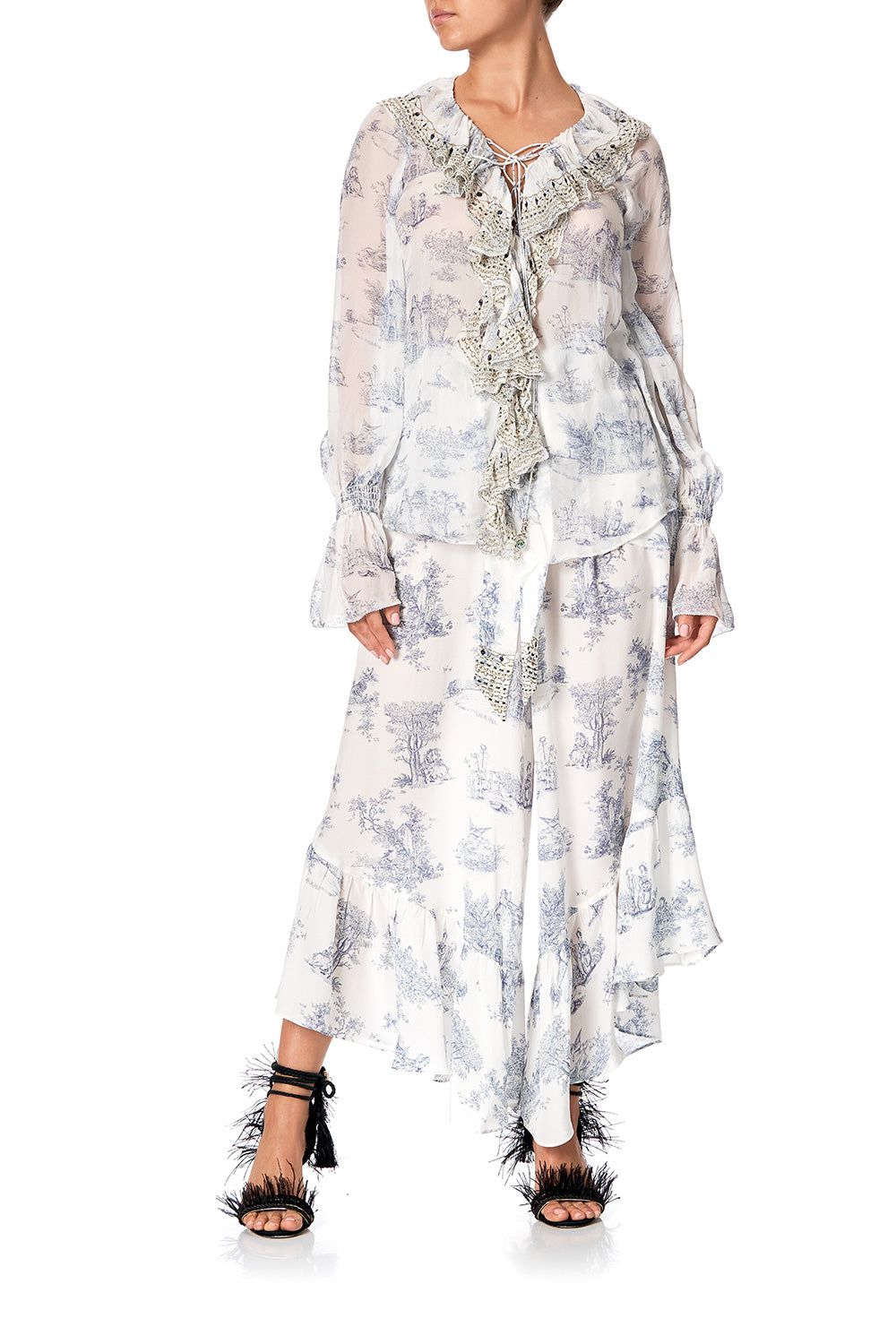 LACE UP RUFFLE BLOUSE SOUTHERN BELLE