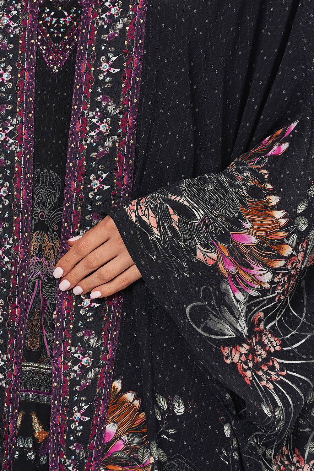 LAYER WITH KIMONO COLLAR RESTLESS NIGHTS