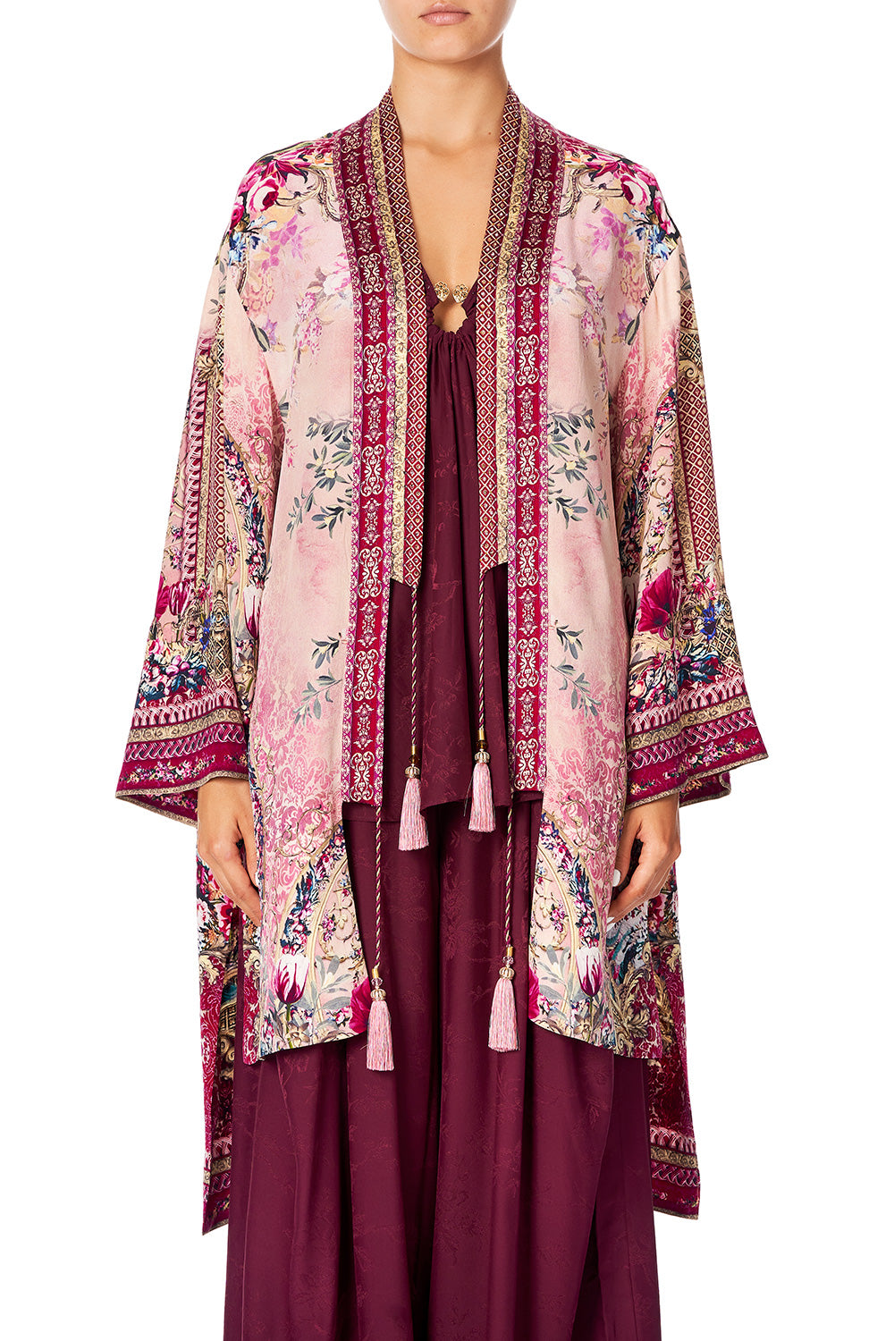 LAYERING WITH NECK BANDS LA BELLE