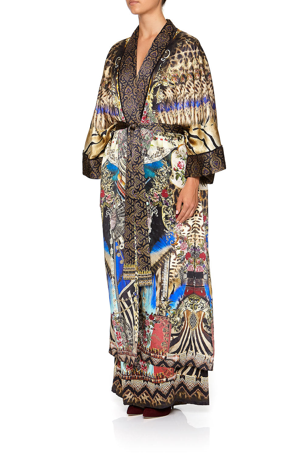 LONG ROBE WITH NARROW COLLAR STRONGER TOGETHER