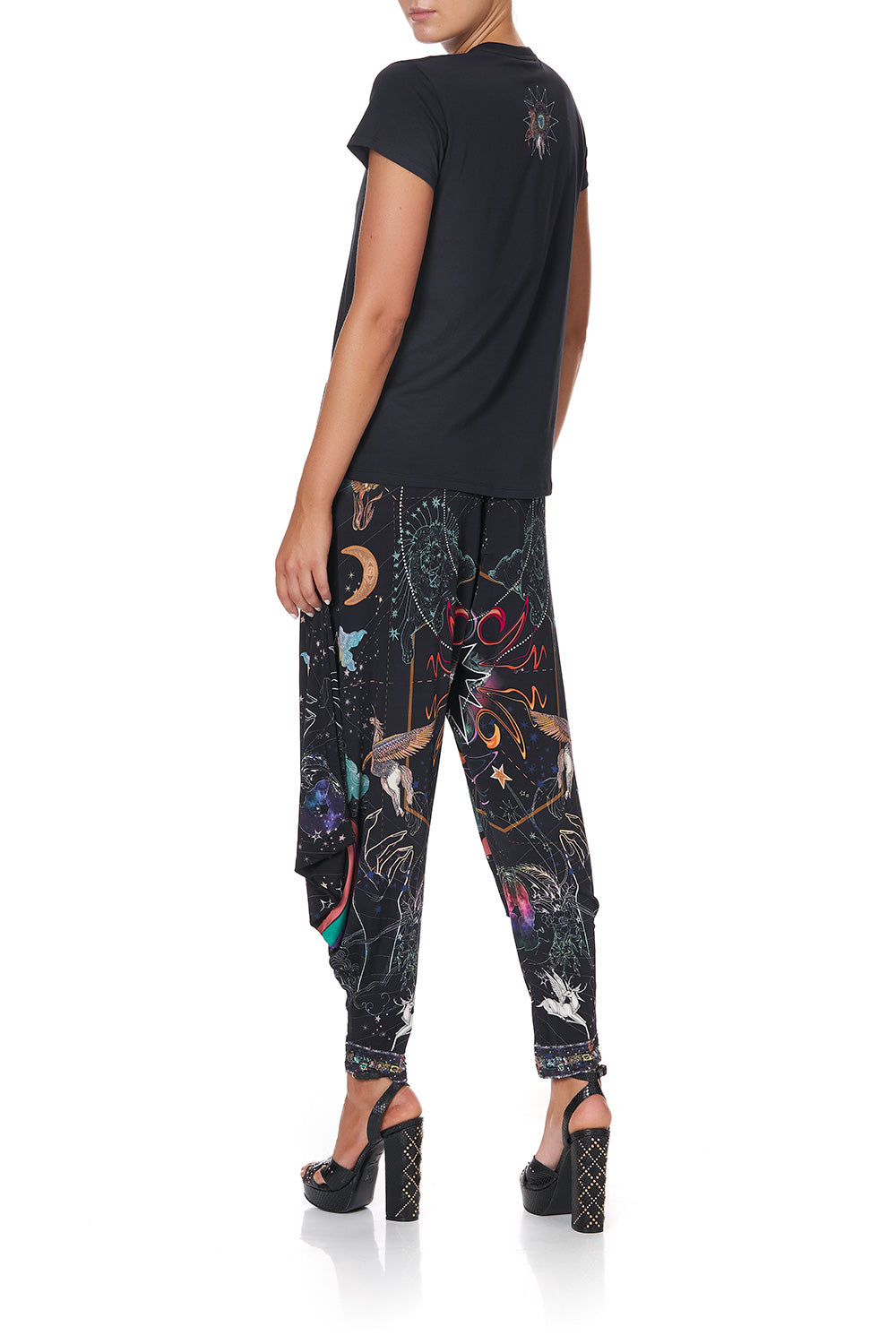 SLIM FIT ROUND NECK T-SHIRT MIDNIGHT MOON HOUSE