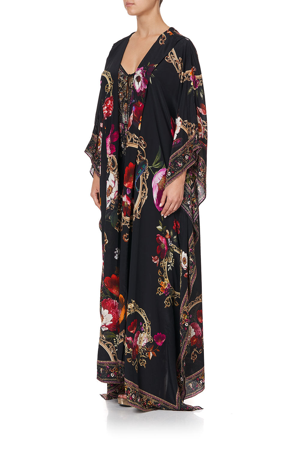 OVERSIZED ROBE MIRROR MIRROR