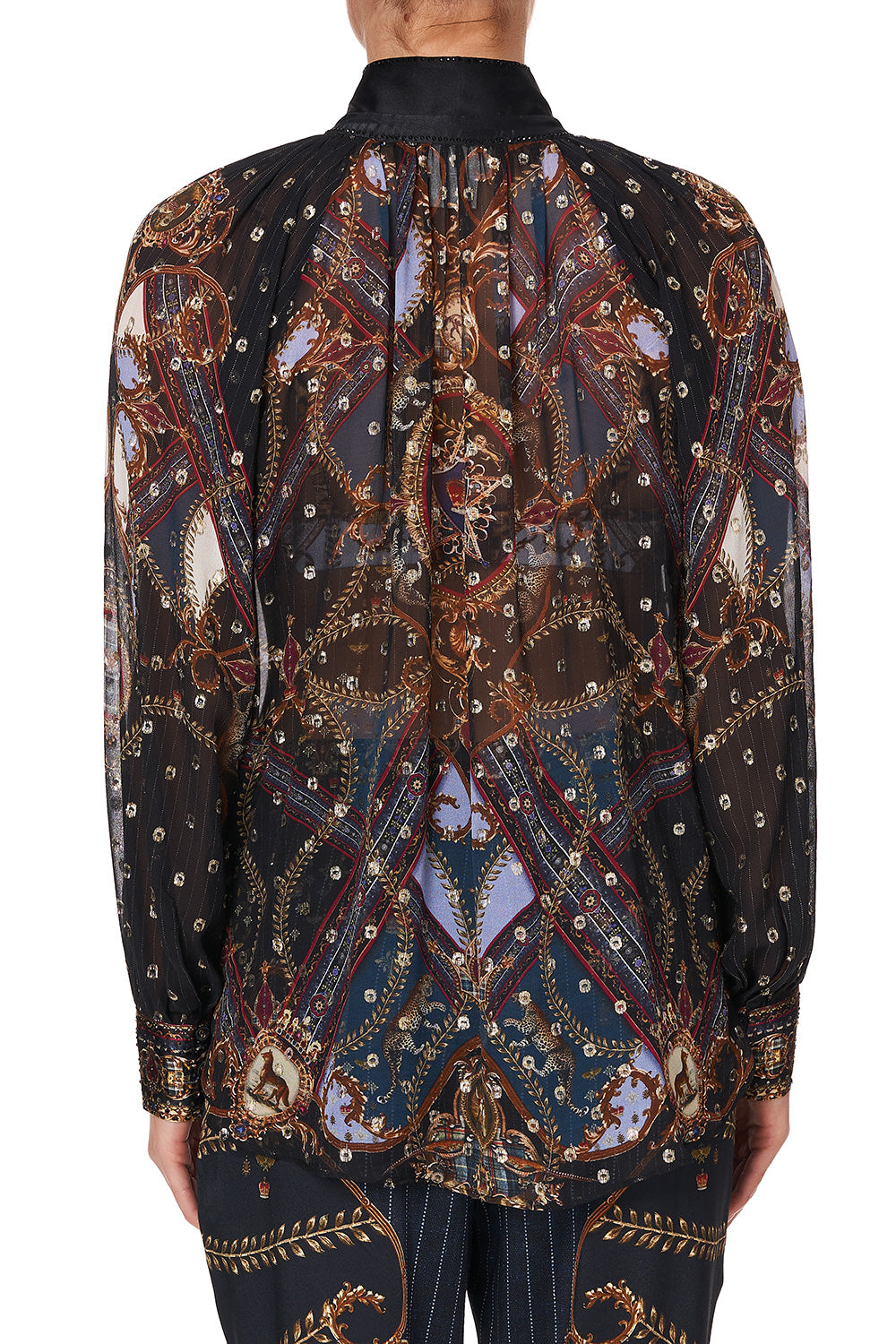 RAGLAN BUTTON UP SHIRT DINING HALL DARLING