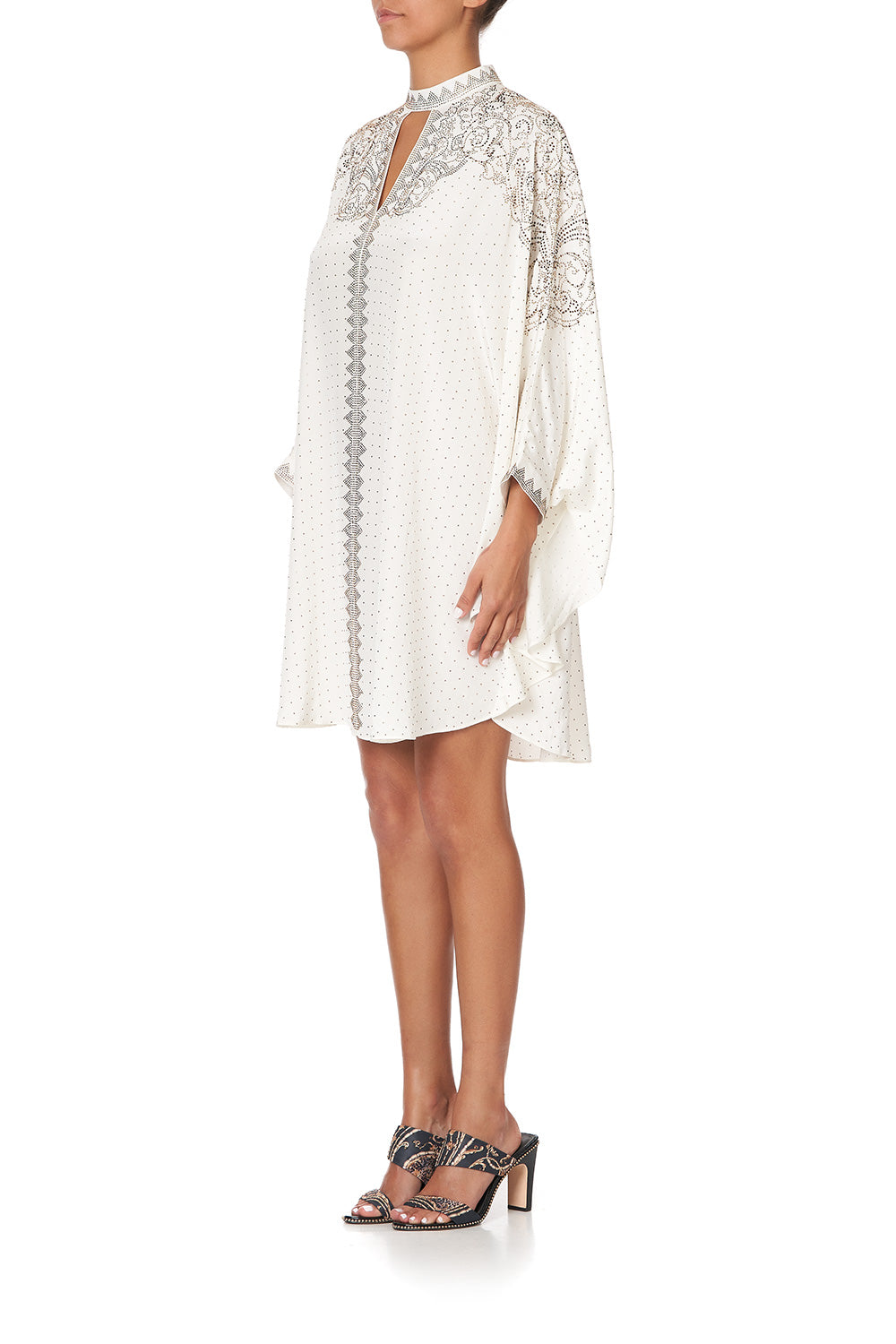 SHORT KAFTAN WITH HIGH NECK LUXE CREAM