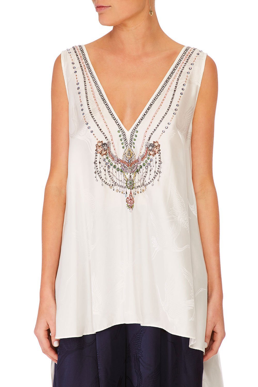 V-NECK TOP WITH SPLIT BACK SOLID WHITE