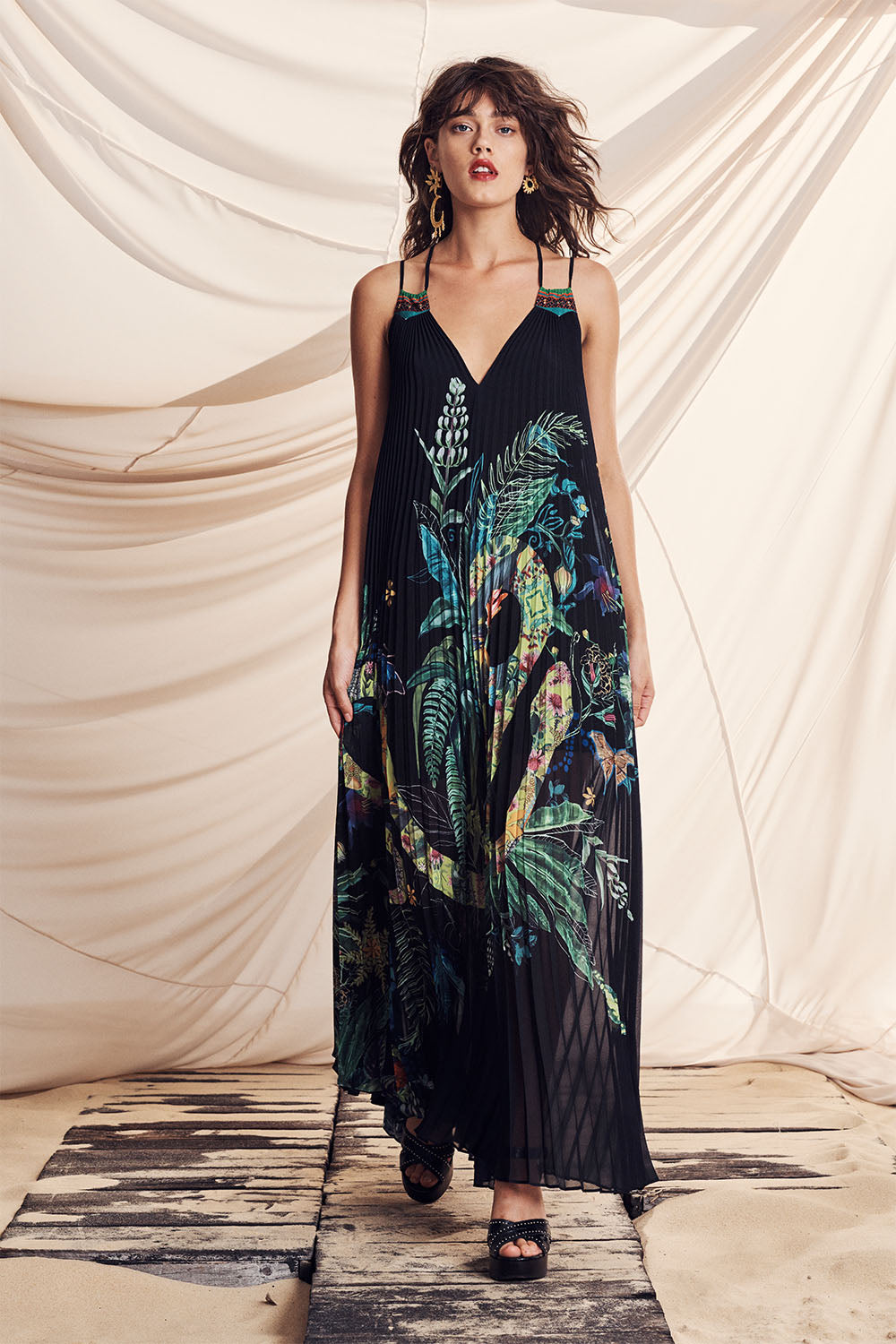 PLEATED MAXI DRESS WITH YOKE RIVER CRUISE