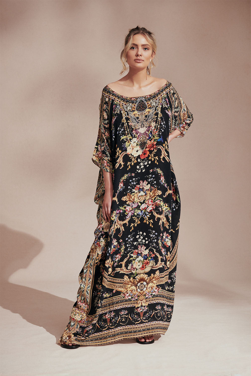 ROUND NECK KAFTAN FRIEND IN FLORA